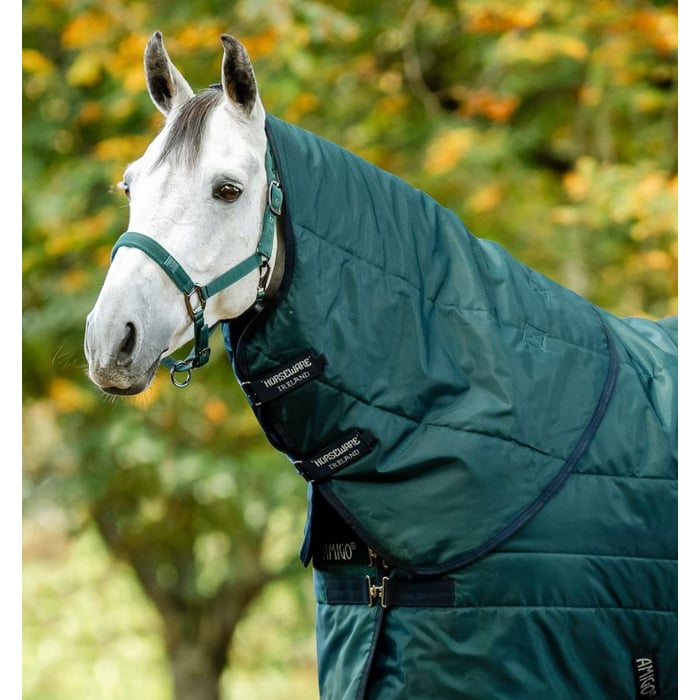 Amigo Insulator Hood - Medium Weight